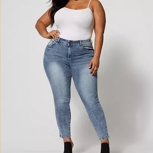Fashion to Figure Acid jeans sz 14